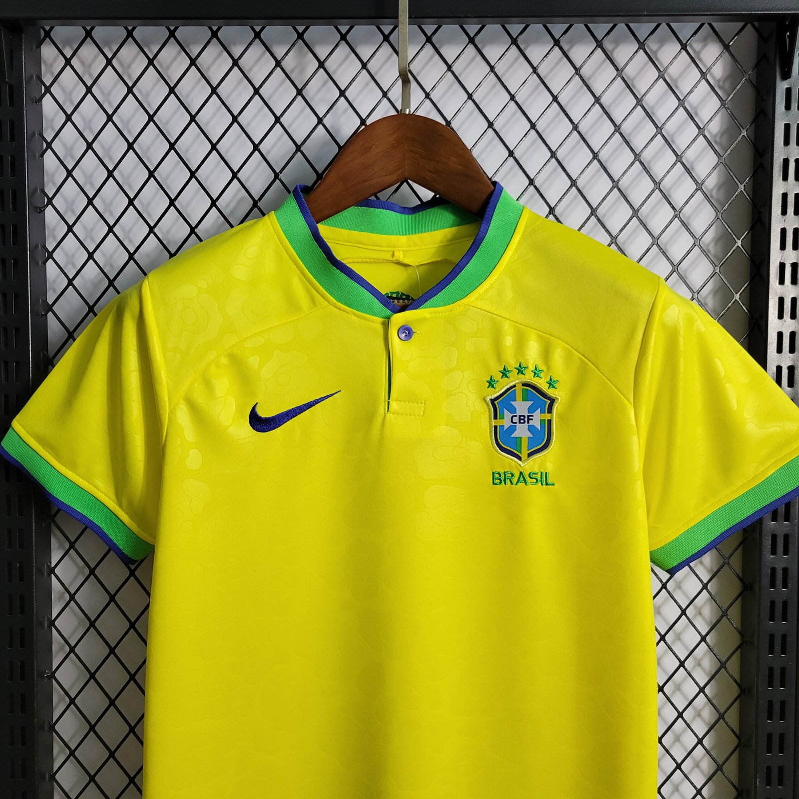 Kit Infantil Brasil (Copa do Mundo) Home 2022/2023 – Camisa e