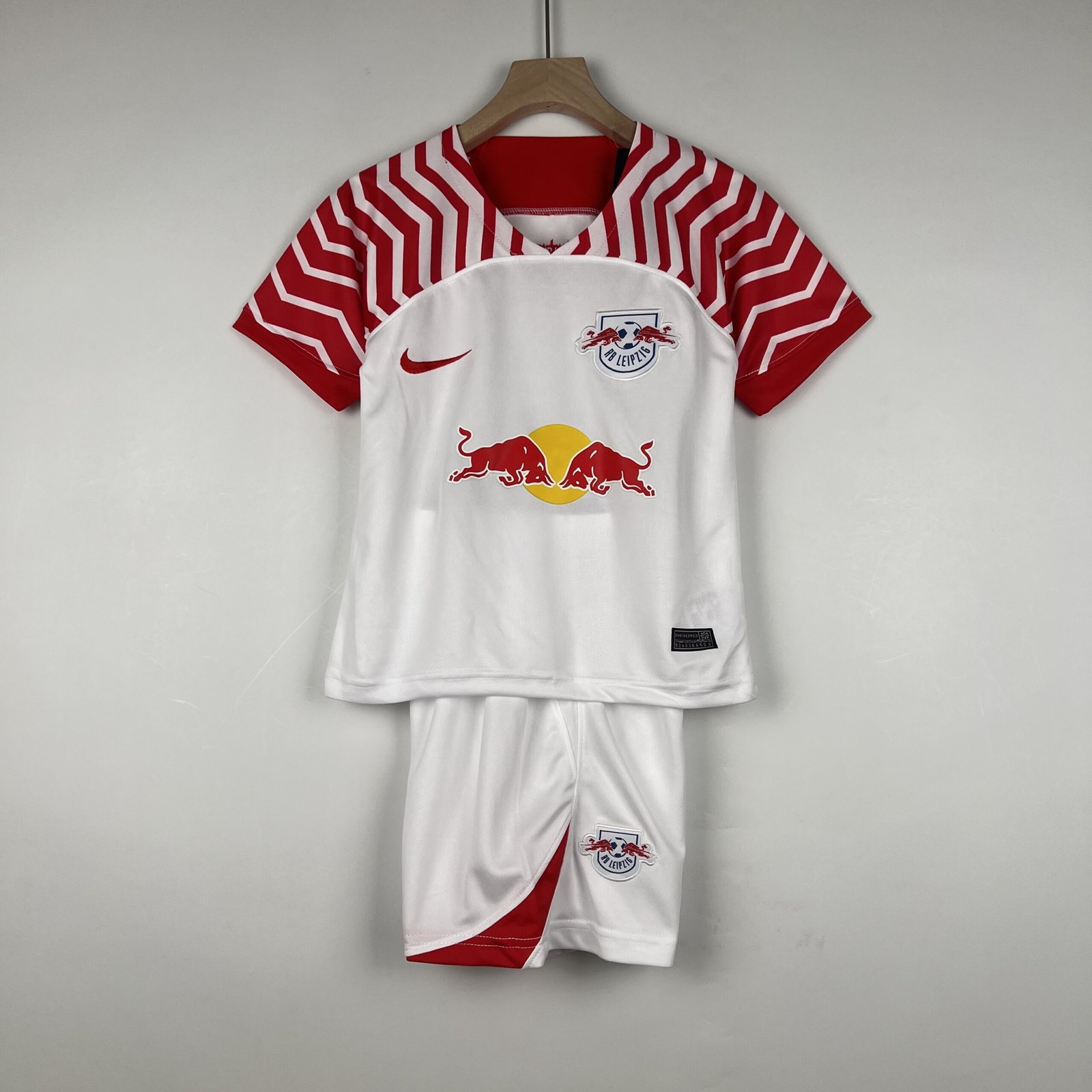 Kit Infantil RB Leipzig 2023/2024 Home Branco – Camisa e Short