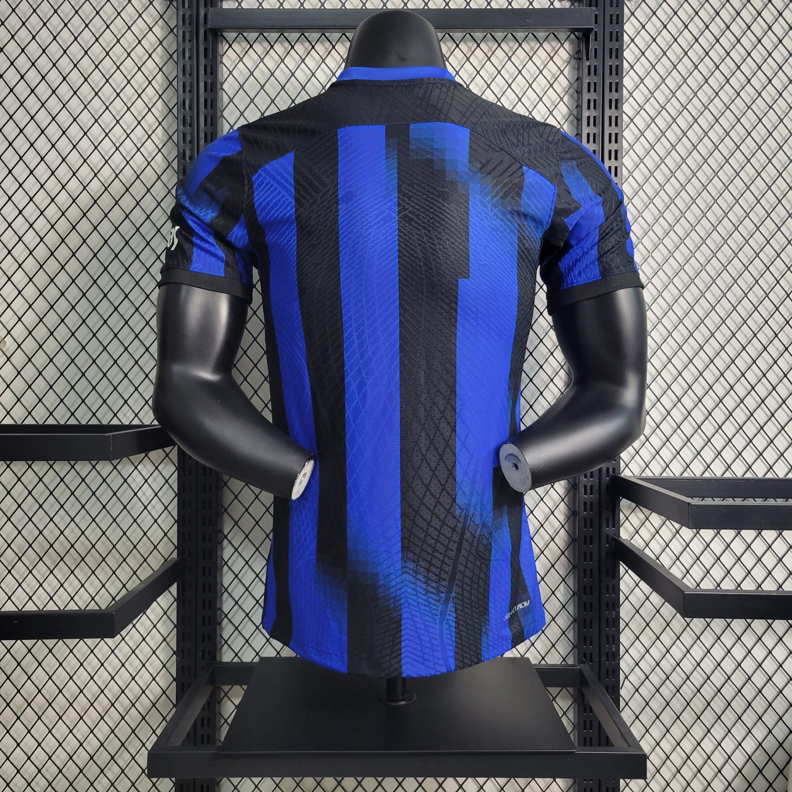 Camisa Inter de Milão Preto e Azul Home 2023/2024 – Versão Jogador