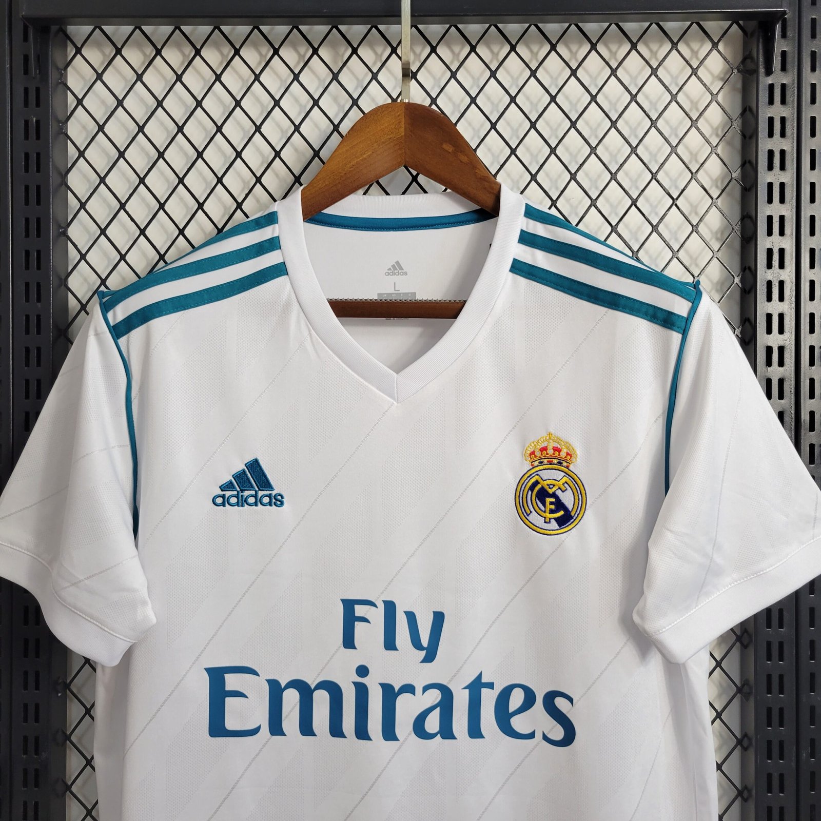 Camisas das equipes do Mundial de Clubes da FIFA 2018 » Mantos do Futebol