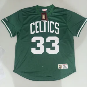 Camisa NBA do Boston Celtics 1985/1986 - Versão Retrô - Personalização: Larry Bird #33 – Versão Retrô (Pronta Entrega) - Tamanho GG